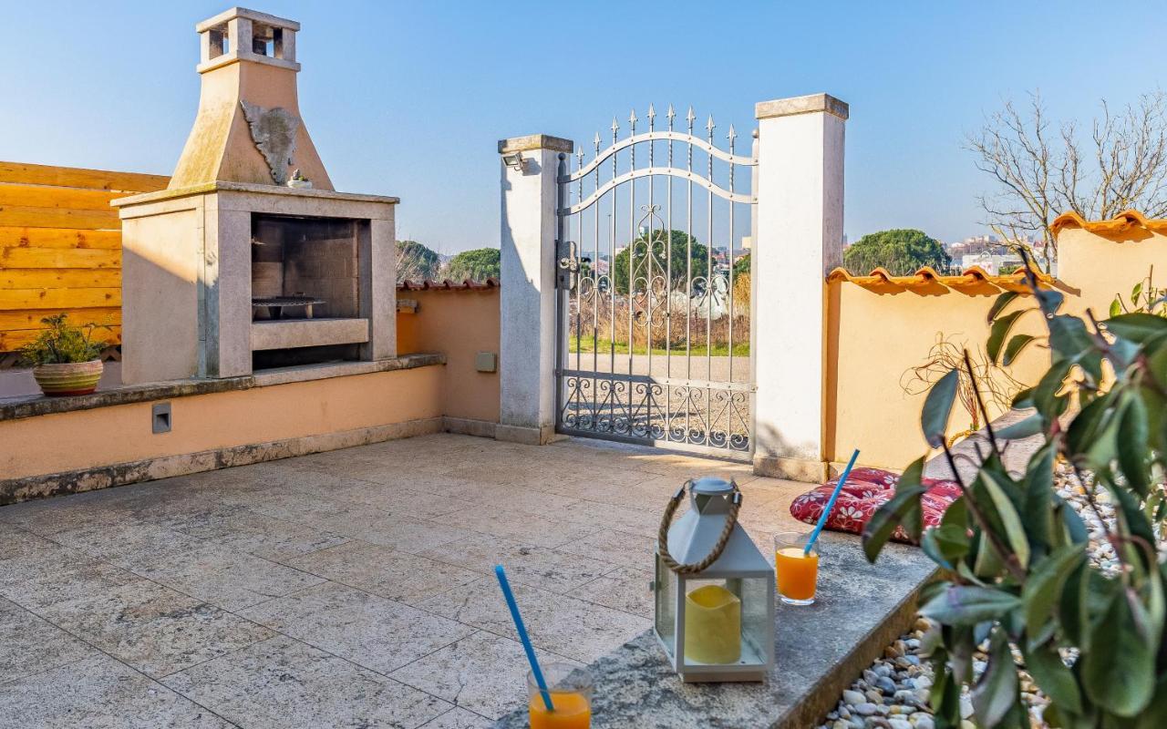 Sweet House With Free Parking Villa Pula Bagian luar foto